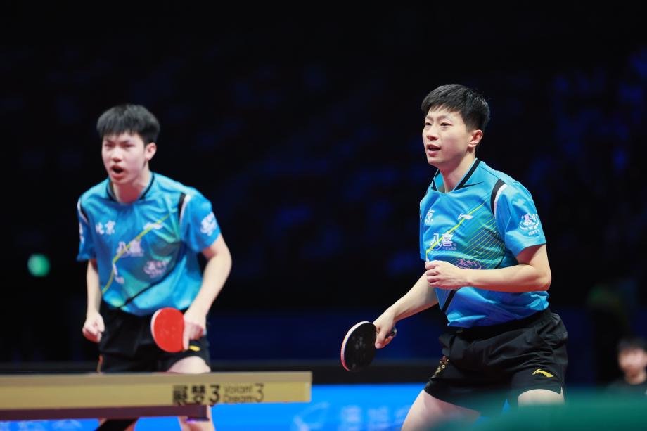 [图]北京队3-1力克上海队 夺得全运会乒乓球男团冠军