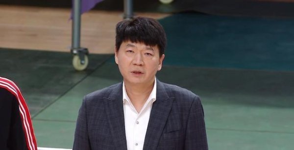 2场三分11中1，山东男篮外助挑选再掉链，高诗岩一门心念念要诠释注解我方，护筐蓝领照旧空白