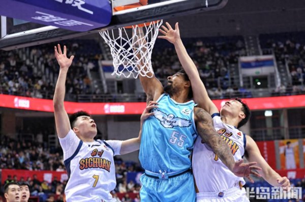 迎战“领头羊”还得加把力! 青岛男篮将对阵上海男篮, 敌手景况爆棚已七连胜