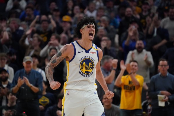 反向库明加！桑托斯1回合防3个东说念主并送大帽 回头拼前场板+三分球